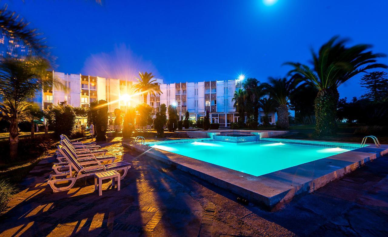 Farah Safi Hotel Bagian luar foto