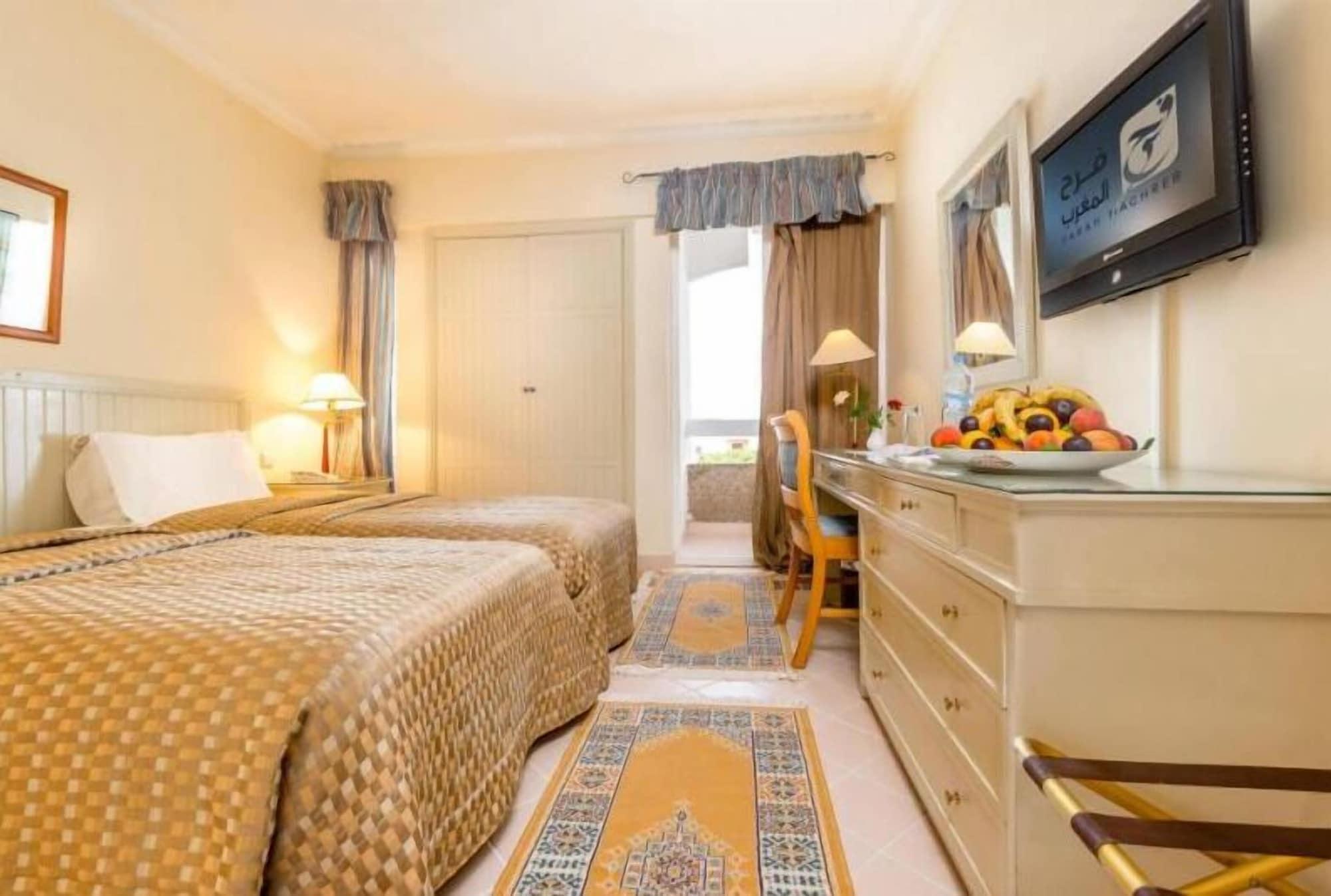 Farah Safi Hotel Bagian luar foto