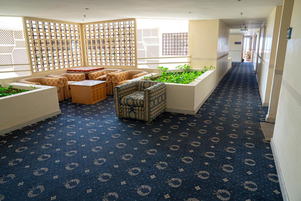 Farah Safi Hotel Bagian luar foto